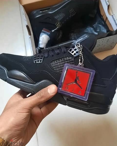 Air Jordan 4 Retro 'Black Cat' Sneakers