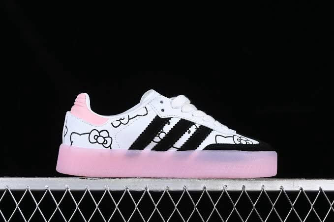 Adidias samba hello kitty