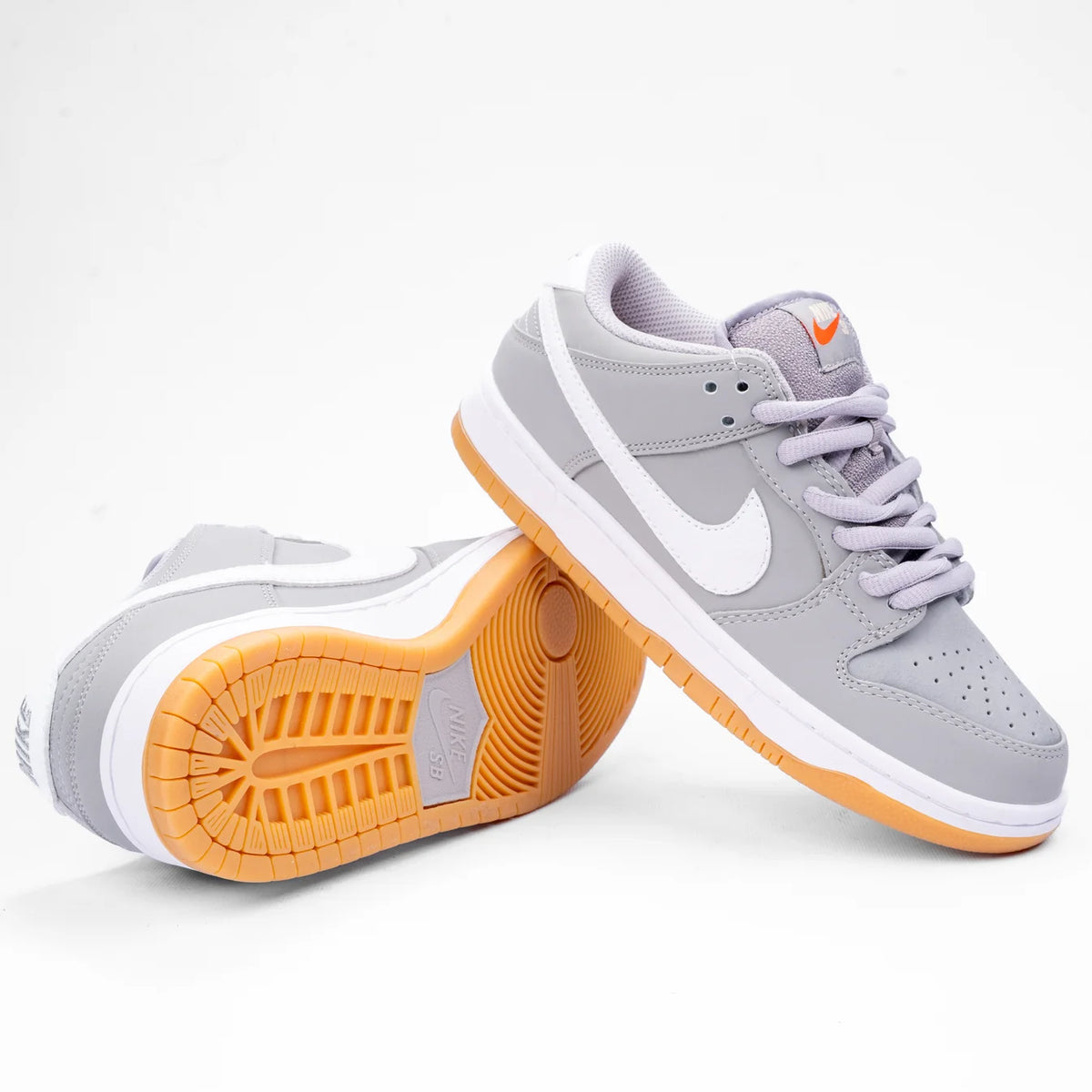 Nike SB (Silver)