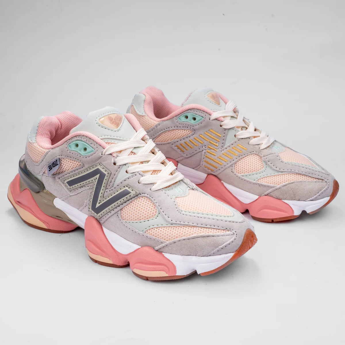 New Balance 9060 (silver)