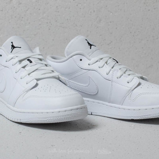 Air Jordan 1 Low Classic Sneakers